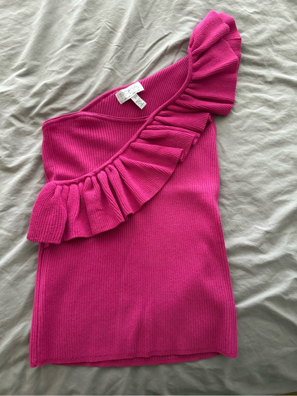One shoulder pink top